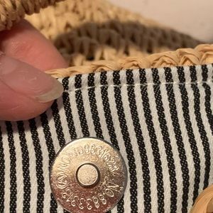 Purse from Hat attack